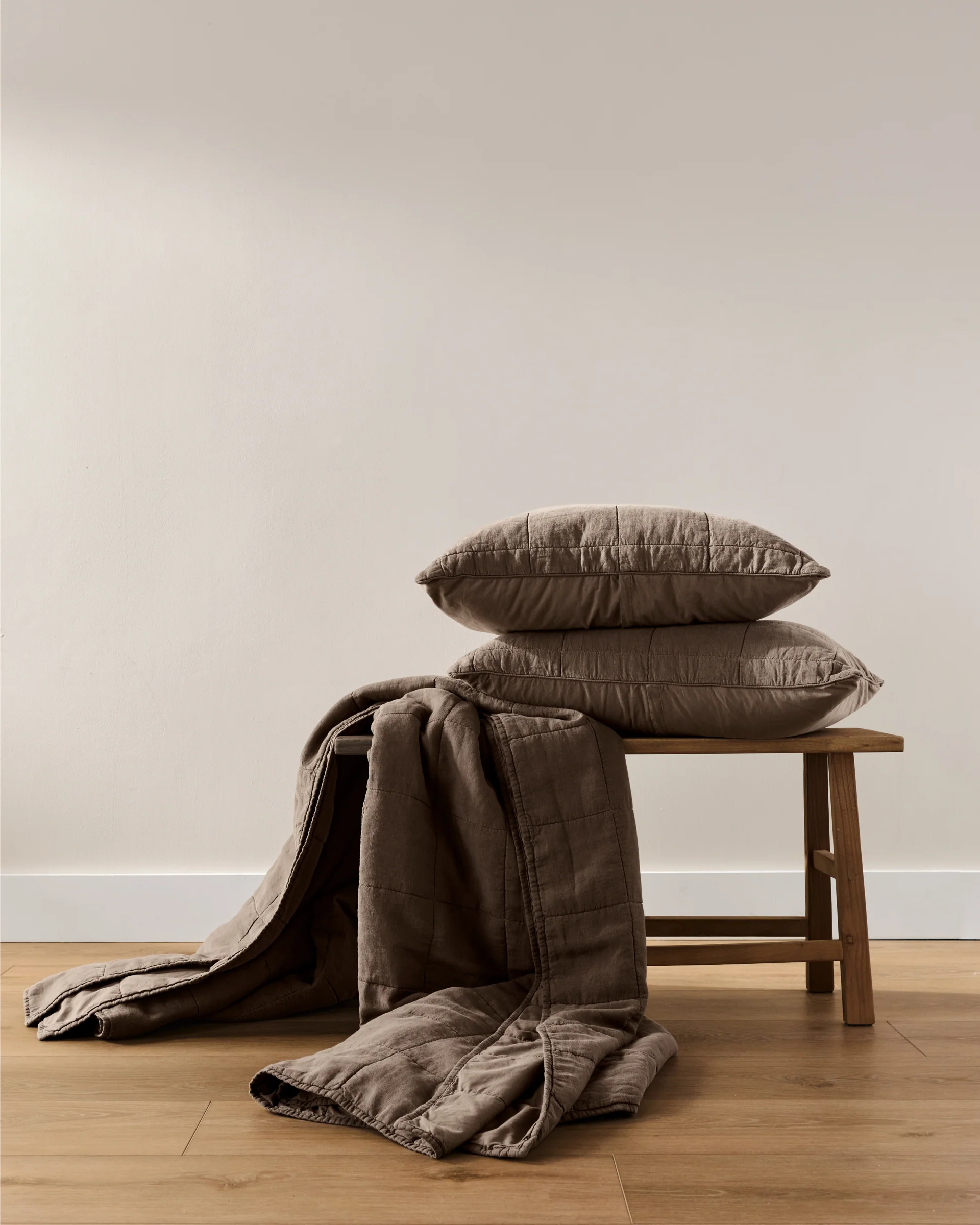 Linen Box Quilted Sham Set (Warm Grey) - Image 4